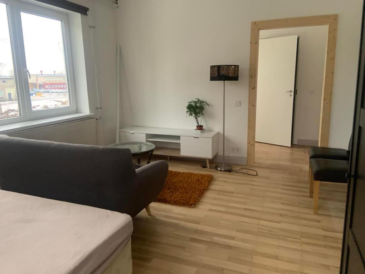Appartamento Raasiku Majutus Esterno foto